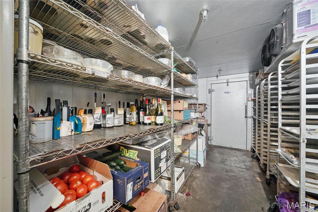 n/a - Commercial Sale