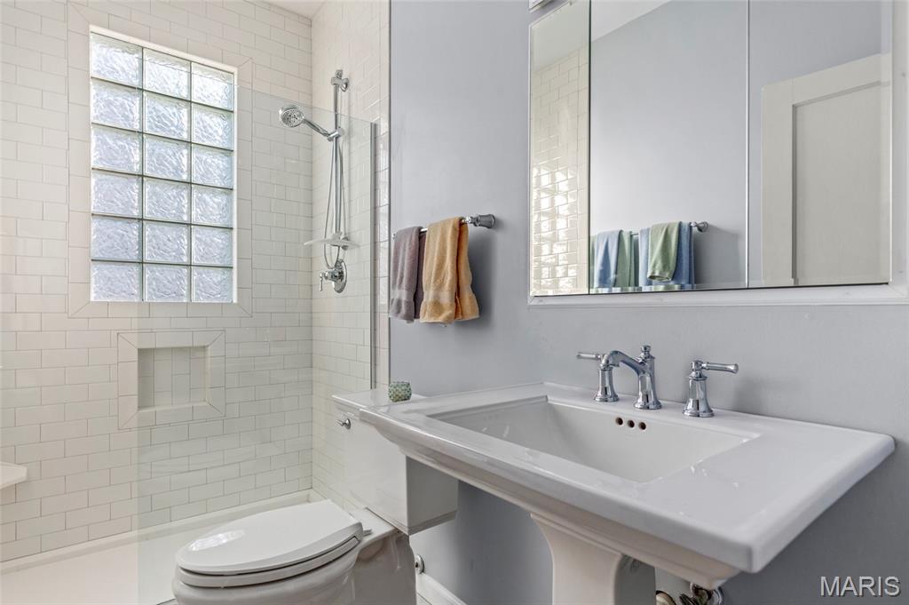 Moritz Place - Residential