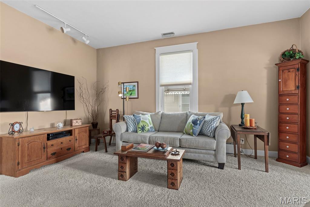 Moritz Place - Residential