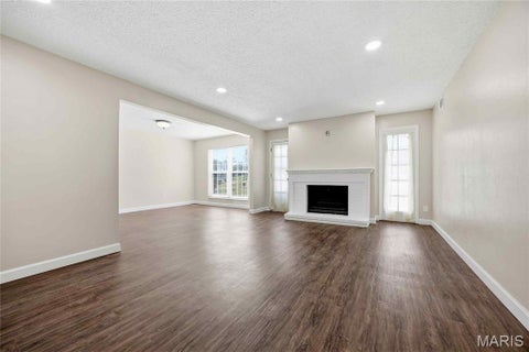 Tiny photo for 14471 Bantry Lane #15, Chesterfield, MO 63017 (MLS # 26065977)