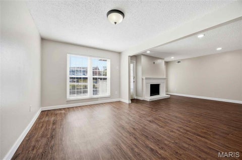 Tiny photo for 14471 Bantry Lane #15, Chesterfield, MO 63017 (MLS # 26065977)