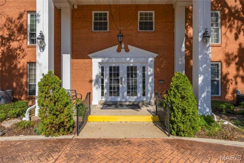 Tiny photo for 14471 Bantry Lane #15, Chesterfield, MO 63017 (MLS # 26065977)