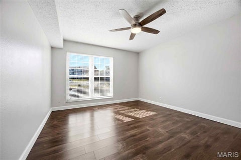 Tiny photo for 14471 Bantry Lane #15, Chesterfield, MO 63017 (MLS # 26065977)