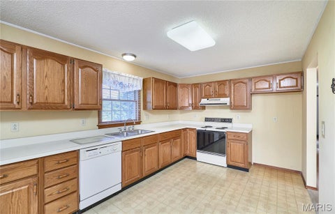 Tiny photo for 103 Meadow Ridge Drive, Troy, MO 63379 (MLS # 26052471)