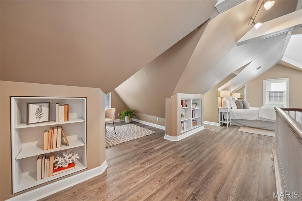 Algonquin Terrace - Residential