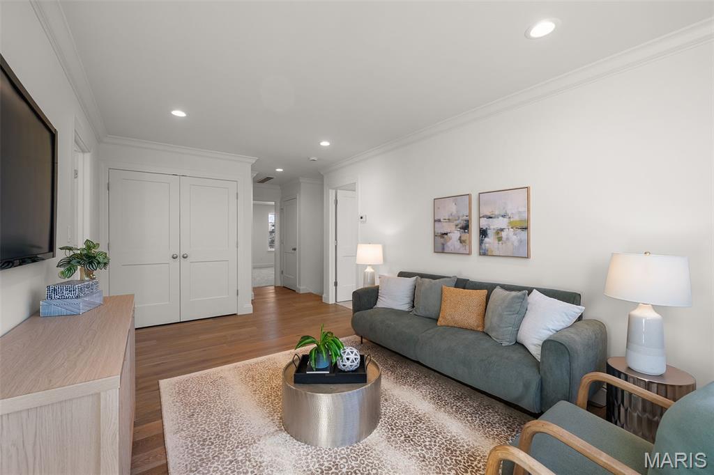 Birdie Lane - Residential