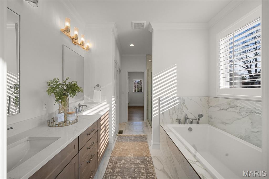 Birdie Lane - Residential