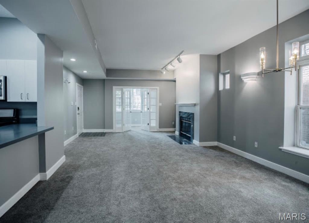 5879 Nina Place 1