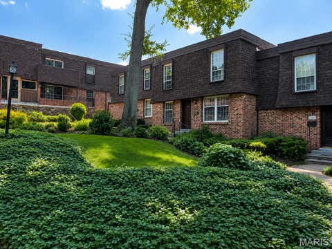 Photo of 13507 Coliseum Drive #C, Chesterfield, MO 63017 (MLS # 26049840)