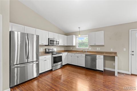 Tiny photo for 616 Stone Bend Trail, Wentzville, MO 63385 (MLS # 26026191)