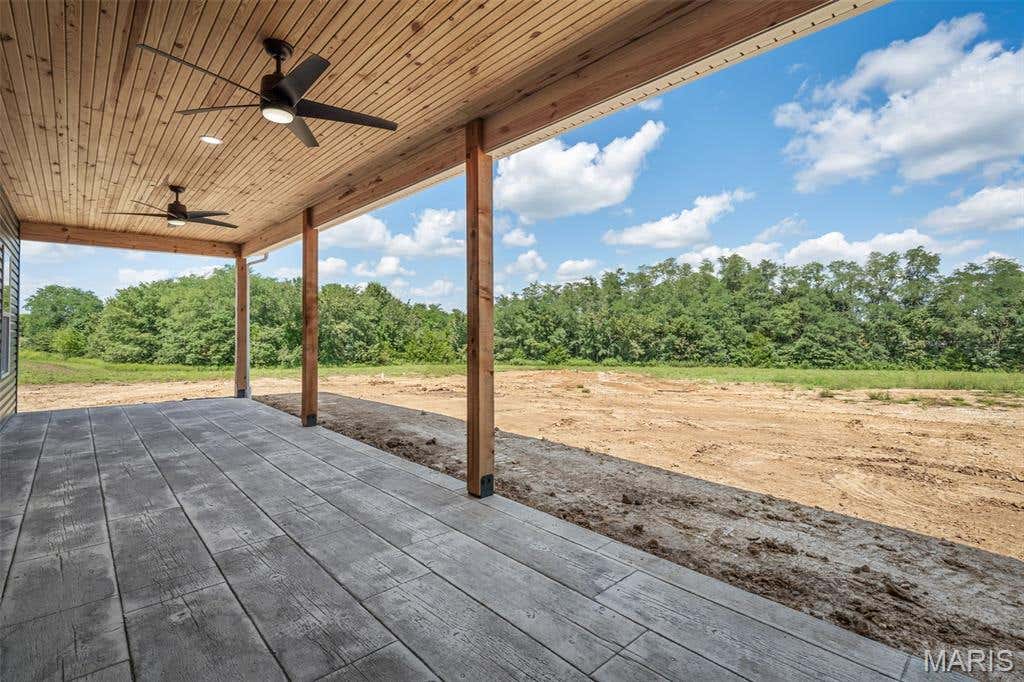 Photo of 25301 Rooster Court, Jonesburg, MO 63383 (MLS # 26052117)