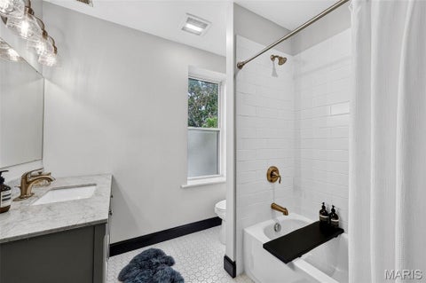 Tiny photo for 6715 Clayton Avenue, St Louis, MO 63139 (MLS # 26069028)