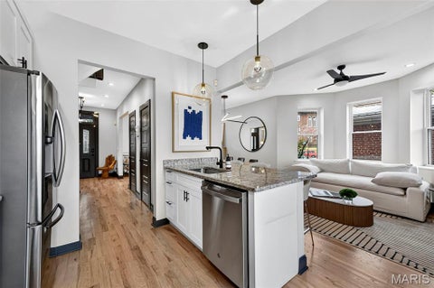 Tiny photo for 6715 Clayton Avenue, St Louis, MO 63139 (MLS # 26069028)