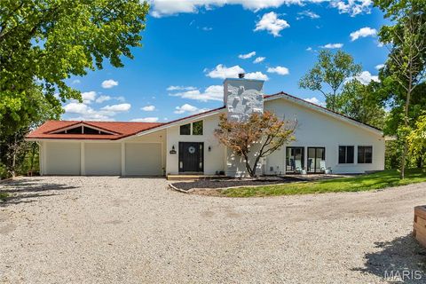 Tiny photo for 2900 Ossenfort Road, Wildwood, MO 63038 (MLS # 26027399)