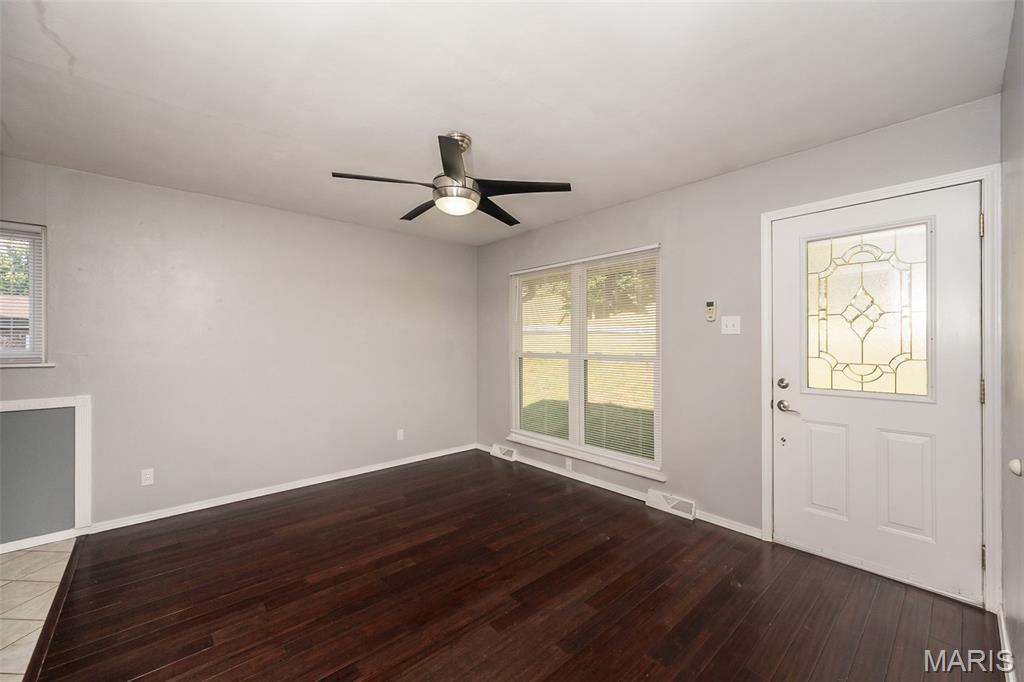 Valley Park, Missouri 63088, United States, 3 Bedrooms Bedrooms, ,1 BathroomBathrooms,Residential,Active,213446