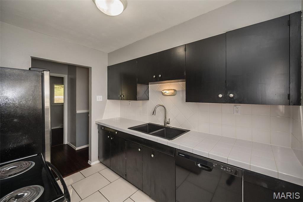 Valley Park, Missouri 63088, United States, 3 Bedrooms Bedrooms, ,1 BathroomBathrooms,Residential,Active,213446