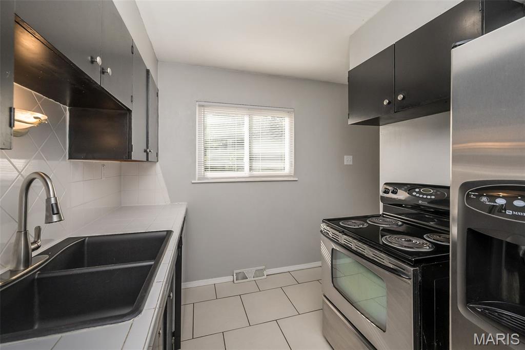 Valley Park, Missouri 63088, United States, 3 Bedrooms Bedrooms, ,1 BathroomBathrooms,Residential,Active,213446