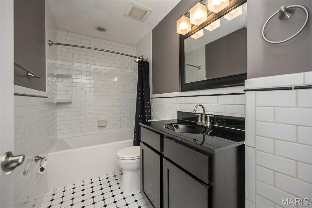 Valley Park, Missouri 63088, United States, 3 Bedrooms Bedrooms, ,1 BathroomBathrooms,Residential,Active,213446