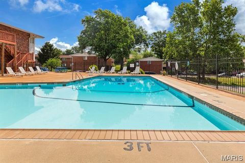 Tiny photo for 10573 Carroll Wood Way, St Louis, MO 63128 (MLS # 25069435)