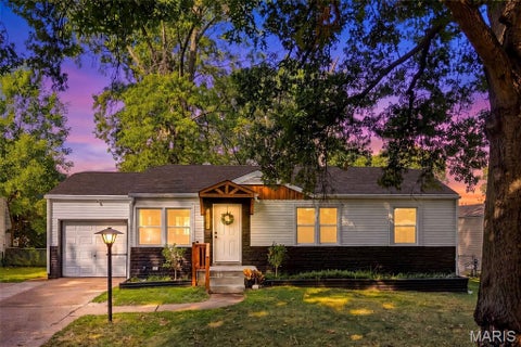 Photo of 10501 Hoyt Drive, St Louis, MO 63137 (MLS # 26060574)