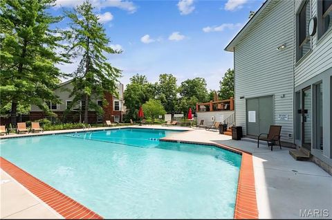 Tiny photo for 1033 Wilton Royal Drive #206, Creve Coeur, MO 63146 (MLS # 26003975)