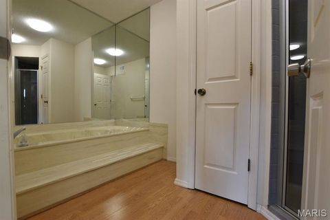 Tiny photo for 1033 Wilton Royal Drive #206, Creve Coeur, MO 63146 (MLS # 26003975)