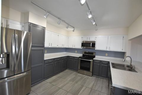 Tiny photo for 1033 Wilton Royal Drive #206, Creve Coeur, MO 63146 (MLS # 26003975)