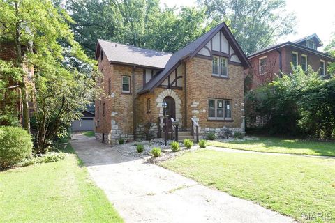 7342 Carleton Avenue University City MO 63130