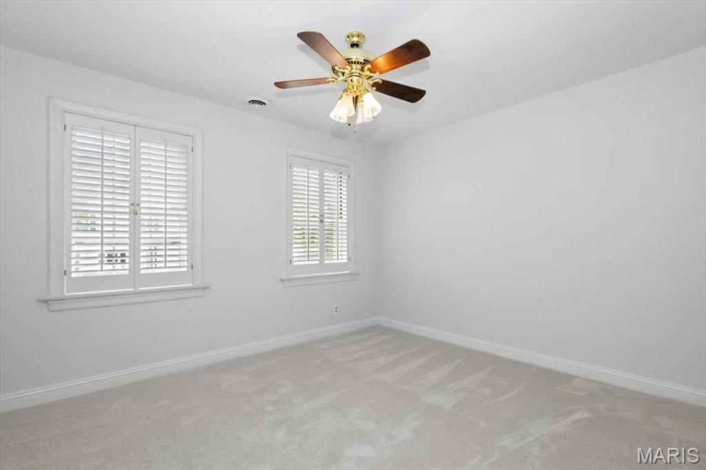 Ladue Wood - Residential