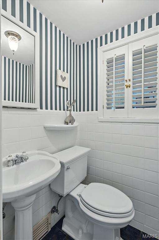 Ladue Wood - Residential