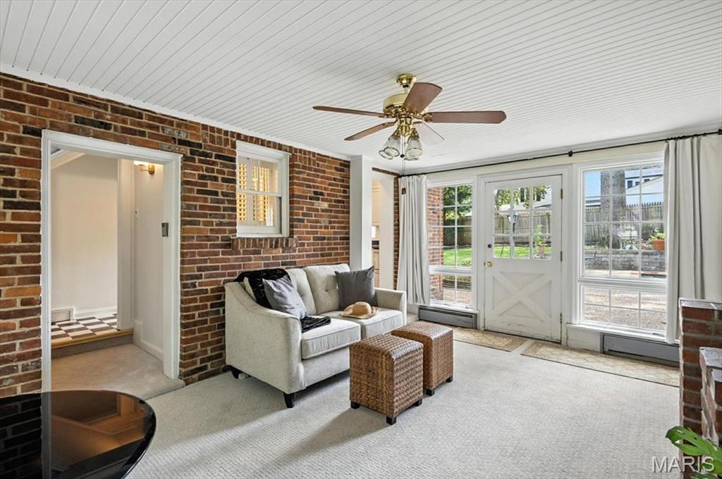 Ladue Wood - Residential