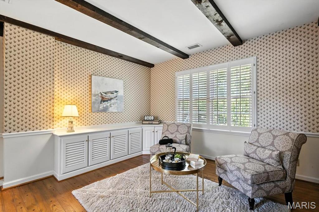 Ladue Wood - Residential