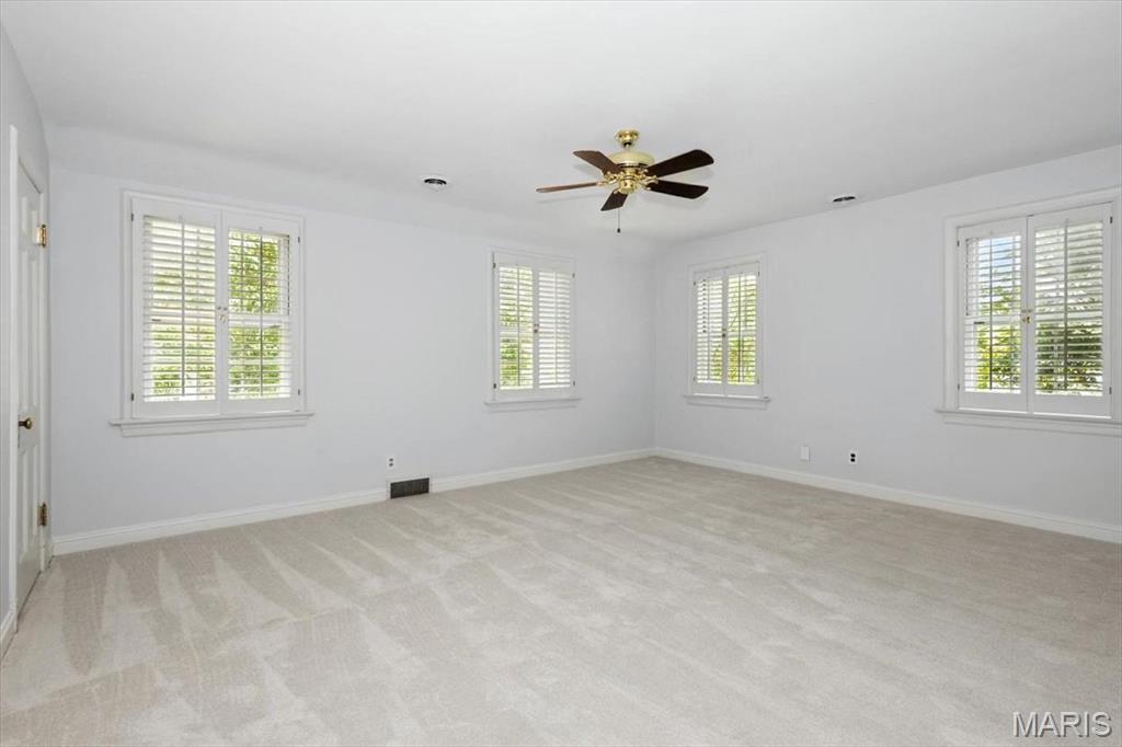 Ladue Wood - Residential