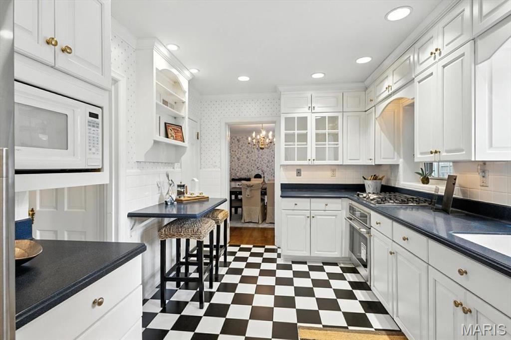 Ladue Wood - Residential