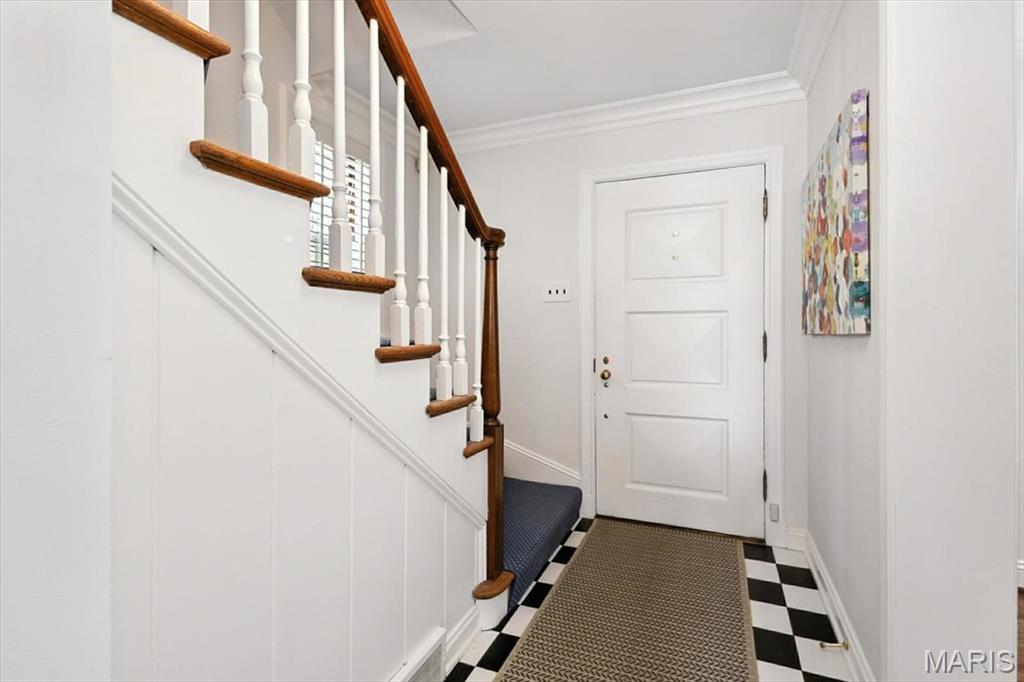 Ladue Wood - Residential