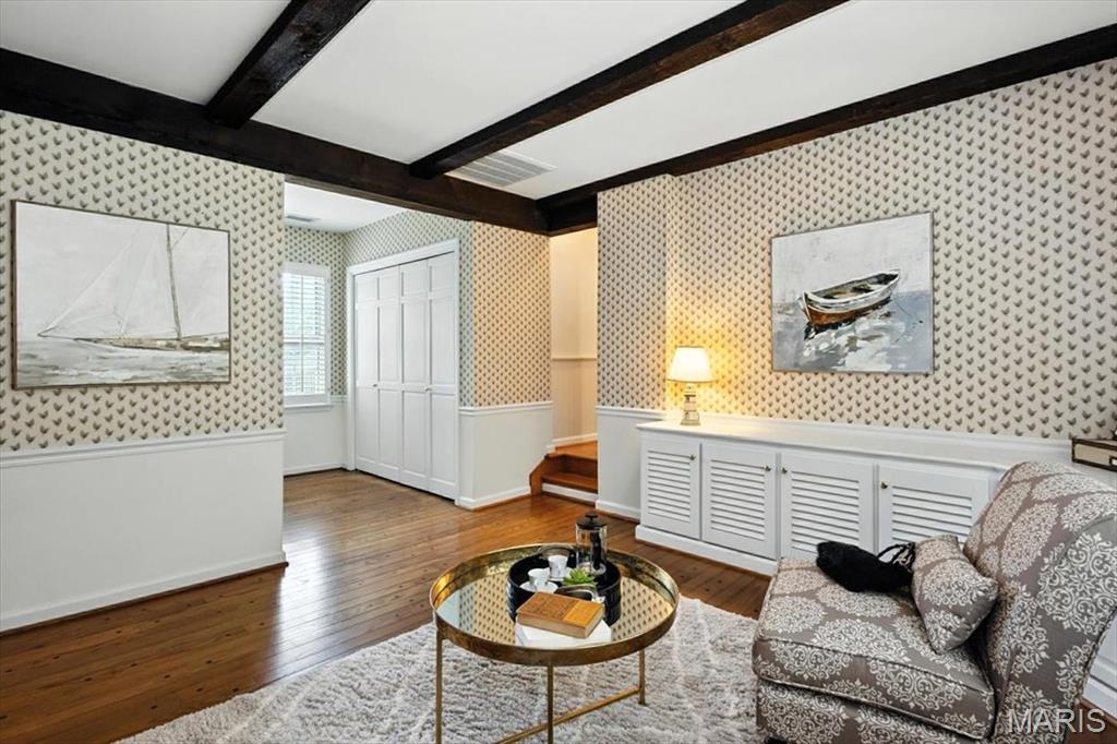 Ladue Wood - Residential