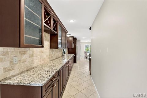 Tiny photo for 15966 Quiet Oak Road, Chesterfield, MO 63017 (MLS # 25077817)