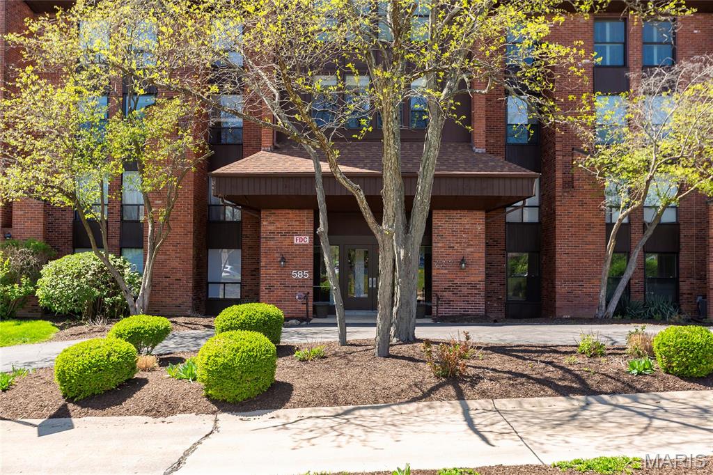 585 Coeur De Royale Drive 206