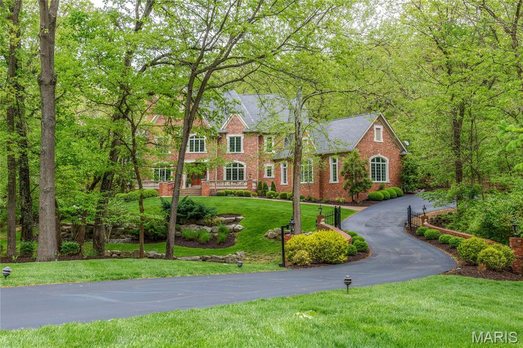 1105 Shepard Oaks Drive