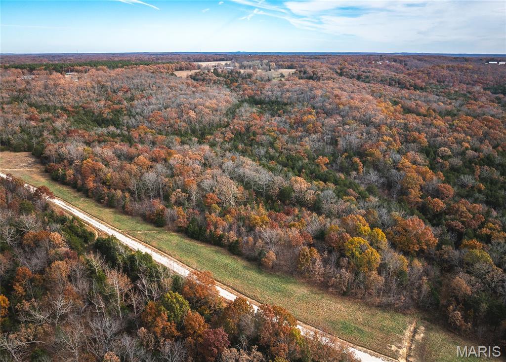 Whispering Oaks - Land