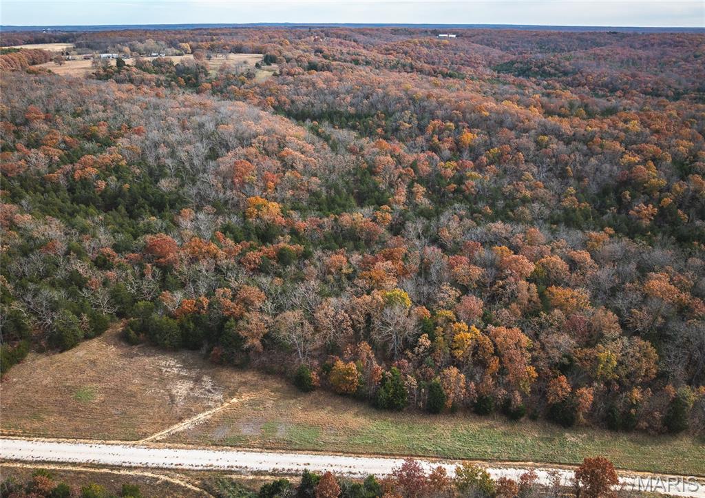 Whispering Oaks - Land
