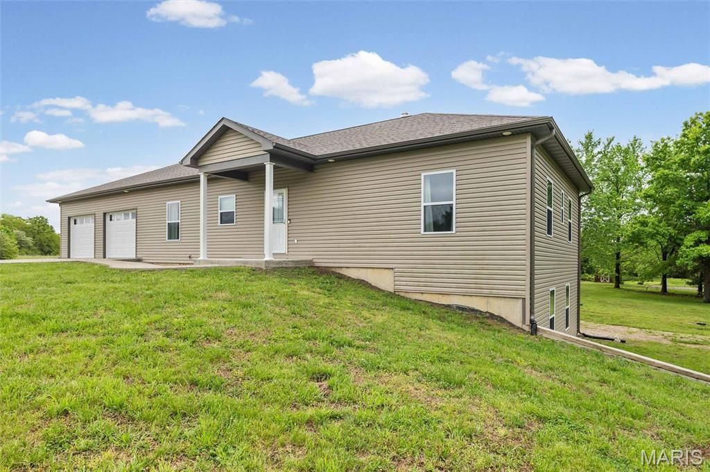 Photo of 5704 County Rd 262, Auxvasse, MO 65231 (MLS # 26023233)
