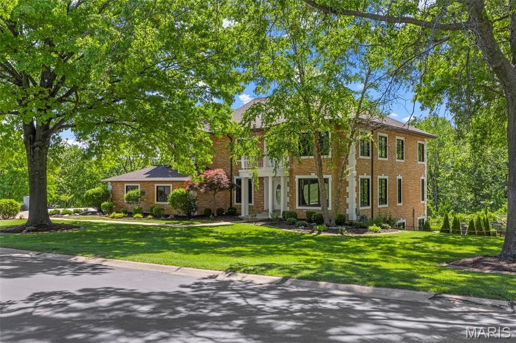Photo of 54 Bogey Estates Drive, St Charles, MO 63303 (MLS # 26022187)