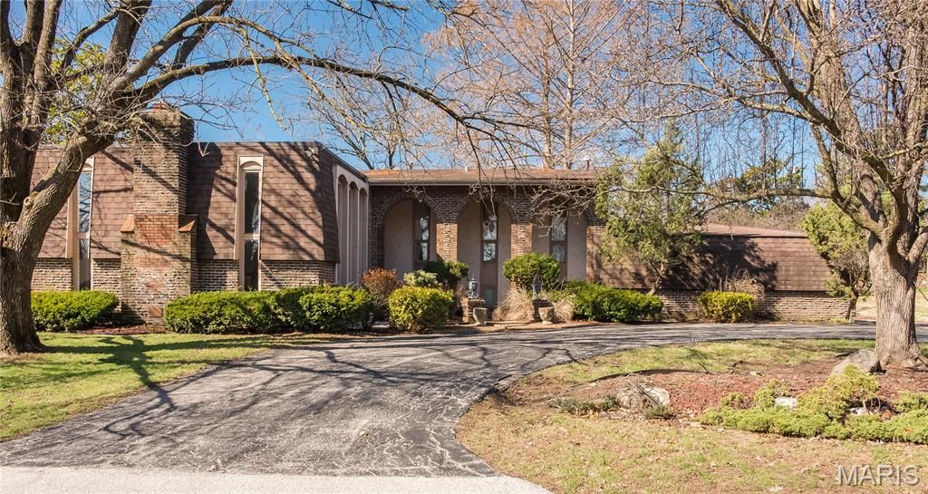 Photo of 727 Wayfield Drive, Olivette, MO 63132 (MLS # 26013229)