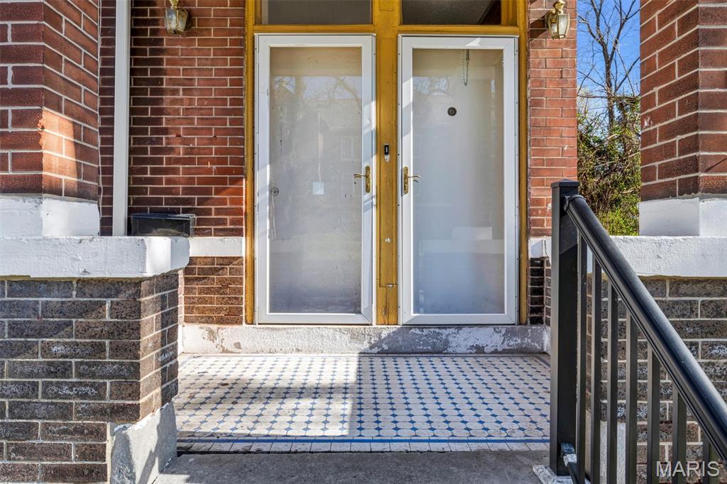 College Realty Co Add - Residential