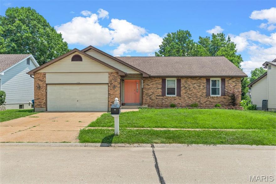 Welcome to this well maintained 3 Bedroom 3 bathroom Ranch in a great location! On the main floor you will find 3 bedrooms with a full hall bathroom and a full primary bathroom. The living room features vaulted ceilings with a skylight and a fireplace making it a great space for entertaining or just simply relaxing. The kitchen features granite countertops, stainless steel appliances and tile floors. Downstairs there is a partially finished basement with ample storage and an additional full bathroom. Enjoy the level fenced in backyard. Don't miss out on this one!