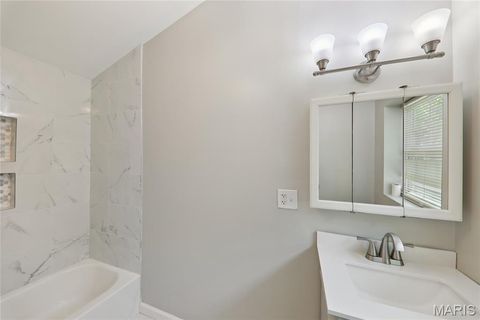 Tiny photo for 1088 Key West Avenue, Webster Groves, MO 63119 (MLS # 25054882)