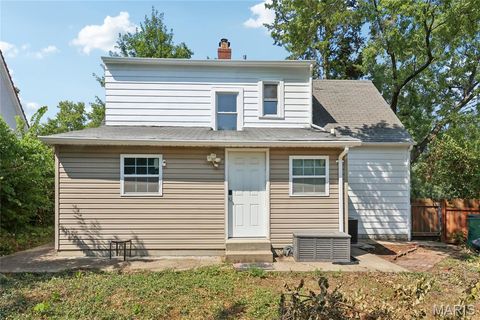 Tiny photo for 1088 Key West Avenue, Webster Groves, MO 63119 (MLS # 25054882)