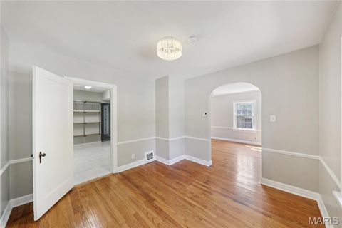 Tiny photo for 1088 Key West Avenue, Webster Groves, MO 63119 (MLS # 25054882)