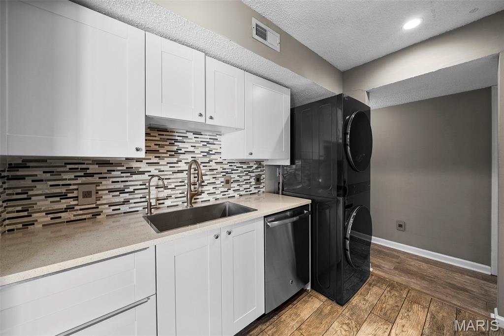 Brentwood Forest Condo Ph Four - Residential